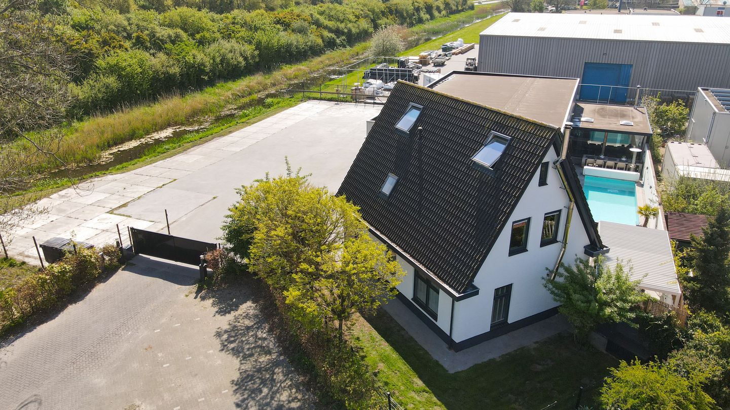 View photo 3 of Koematen 46