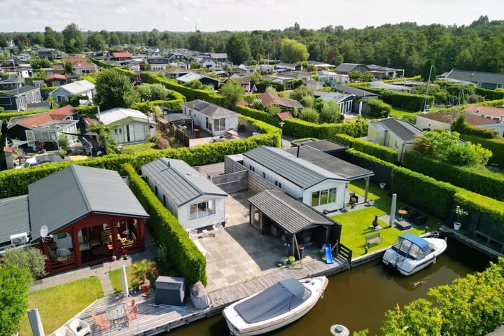 Foto 1 van Oud-Loosdrechtsedijk 113-CJ2