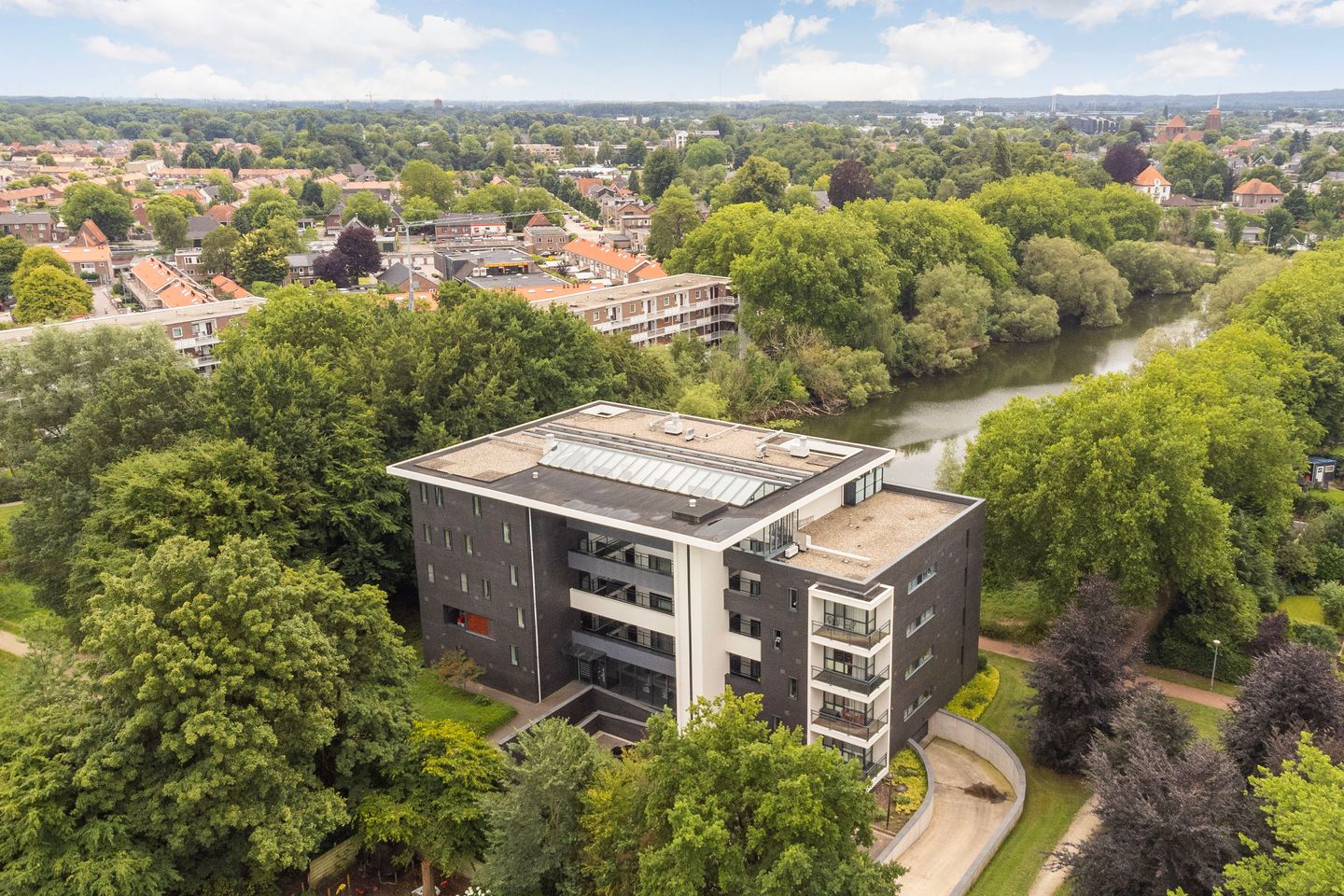 Foto 34 van de Jongstraat 6-15