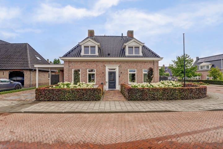 Photo 4 of Klaproos 5