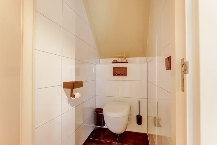 Photo 17 of Klaproos 5