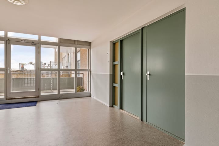 Photo 23 of Sint-Jobstraat 47