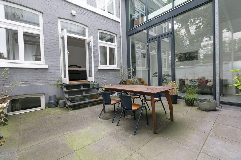 Foto 26 van De Ruijterstraat 66