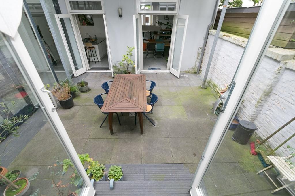 Foto 29 van De Ruijterstraat 66