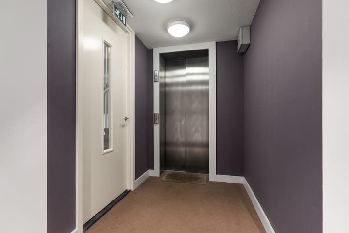 Foto 9 van Plein 1944 92-A