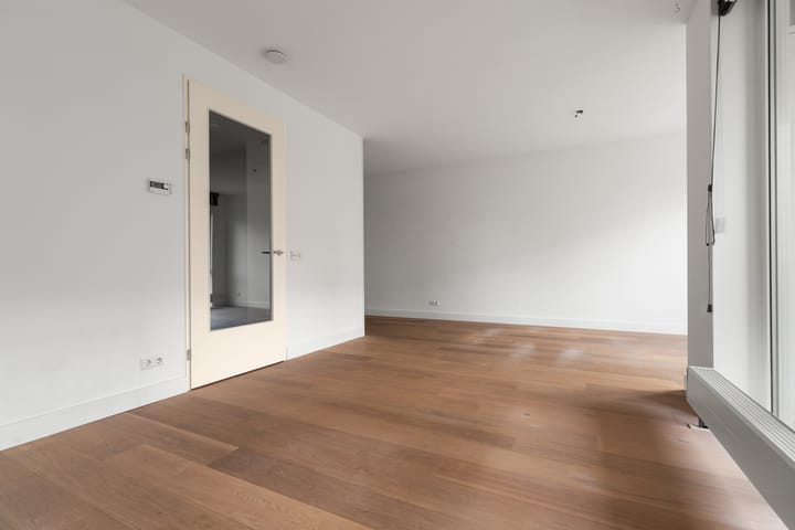 Foto 13 van Plein 1944 92-A