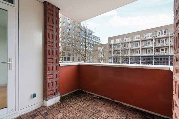 Foto 23 van Plein 1944 92-A