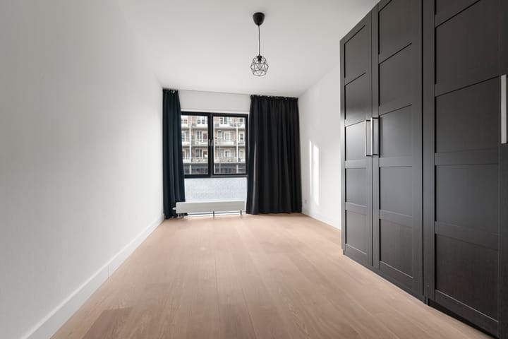 Foto 28 van Plein 1944 92-A