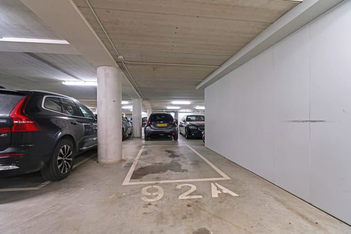 Foto 35 van Plein 1944 92-A