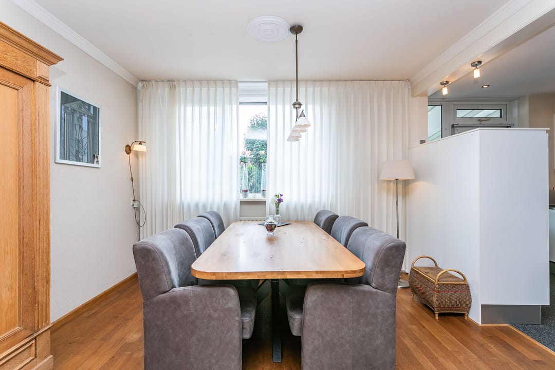 Foto 7 van Burg. Willemsstraat 26