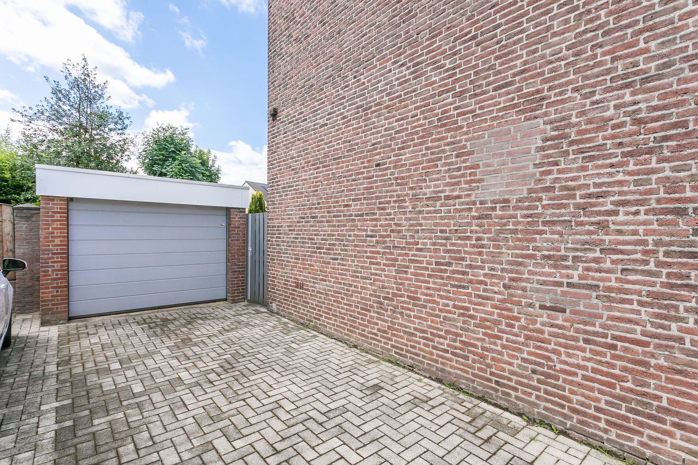 Foto 35 van Burg. Willemsstraat 26