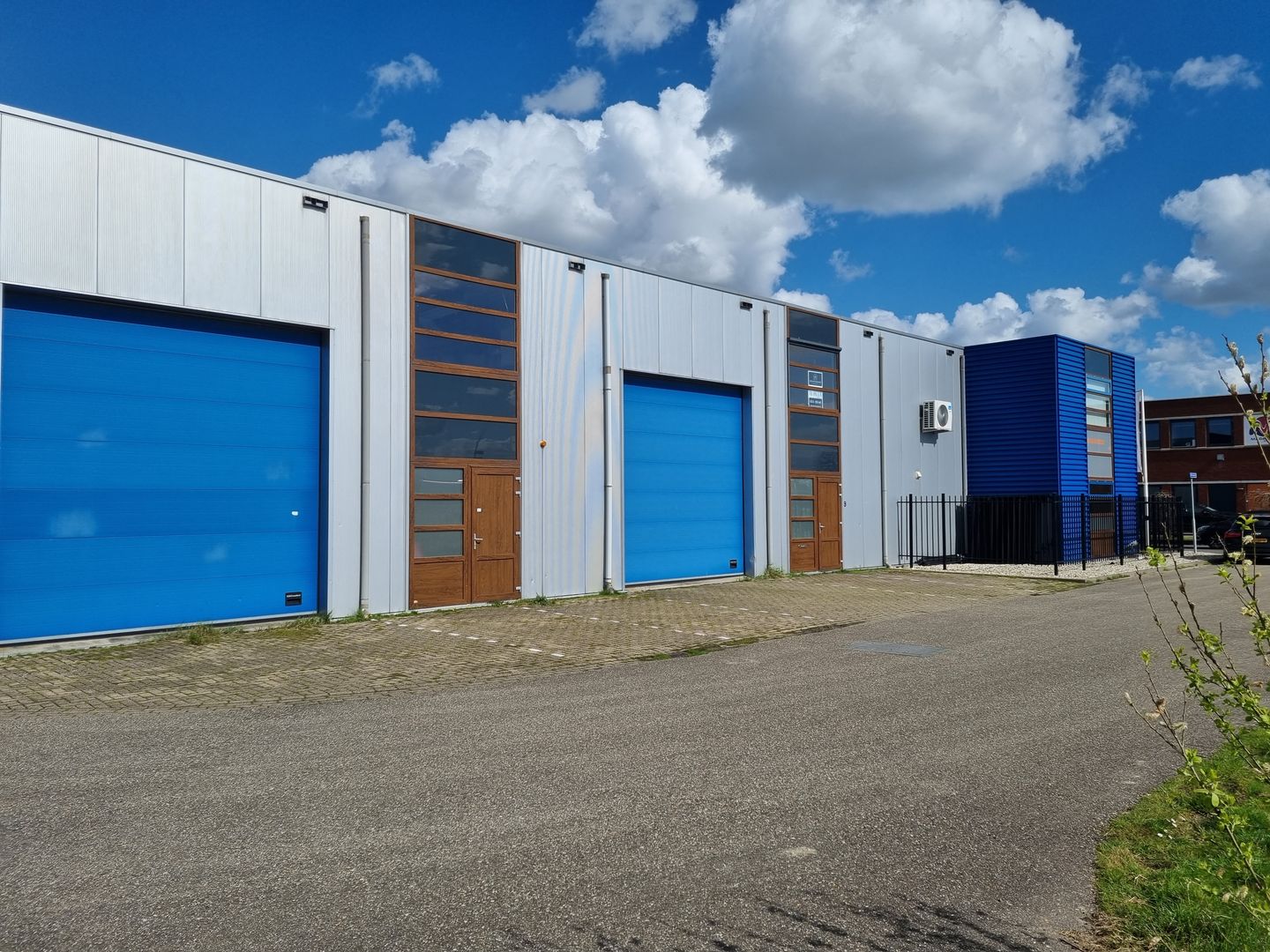 Bekijk foto 1 van Modempark 9