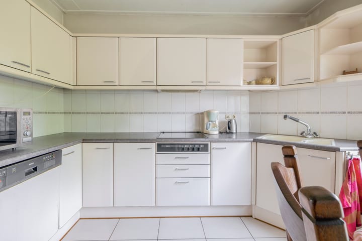 Photo 17 of Burgemeester Klinkhamerweg 65