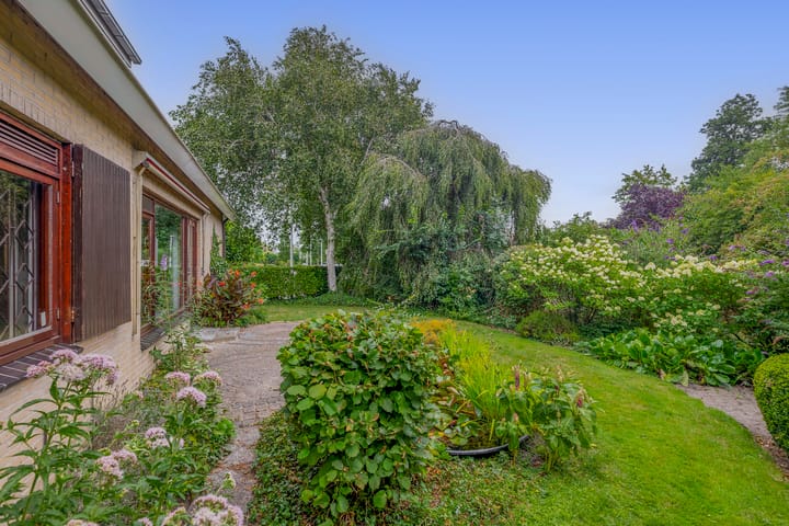 Photo 31 of Burgemeester Klinkhamerweg 65