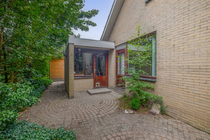 Photo 34 of Burgemeester Klinkhamerweg 65