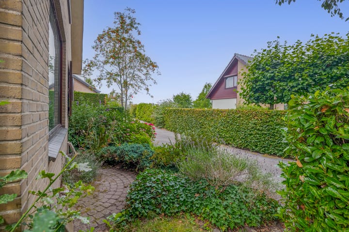 Photo 36 of Burgemeester Klinkhamerweg 65