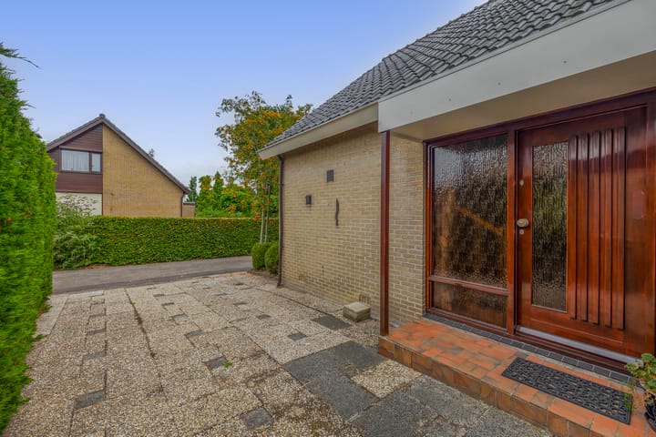 Photo 39 of Burgemeester Klinkhamerweg 65