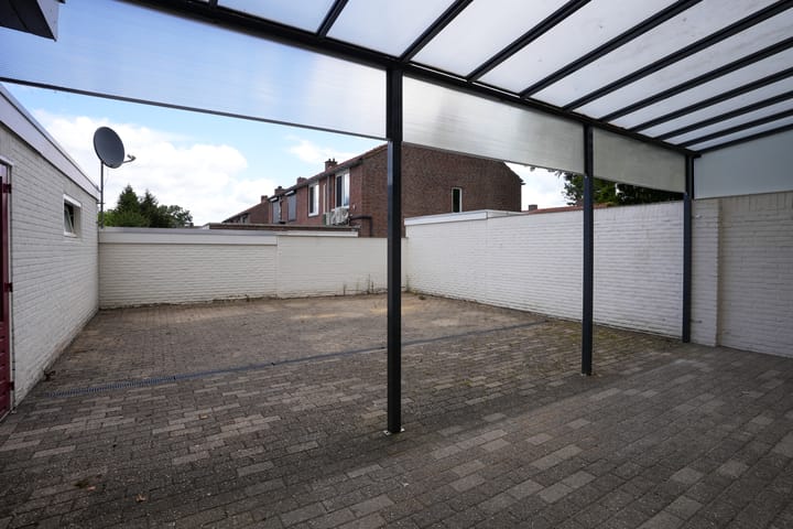 Foto 18 van Beneluxlaan 147