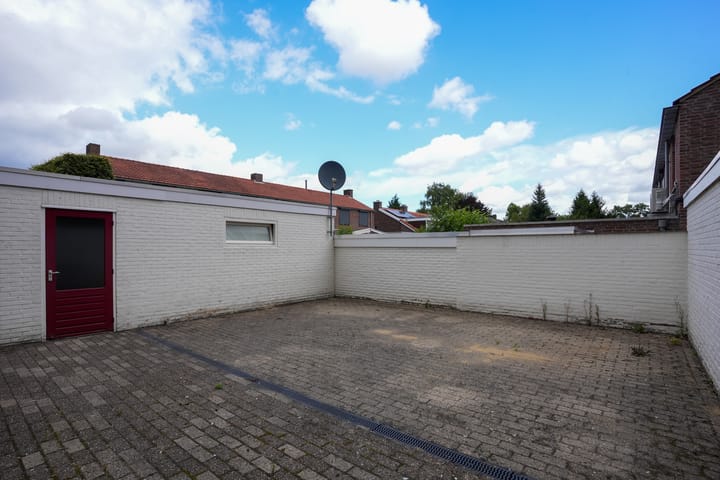 Foto 21 van Beneluxlaan 147