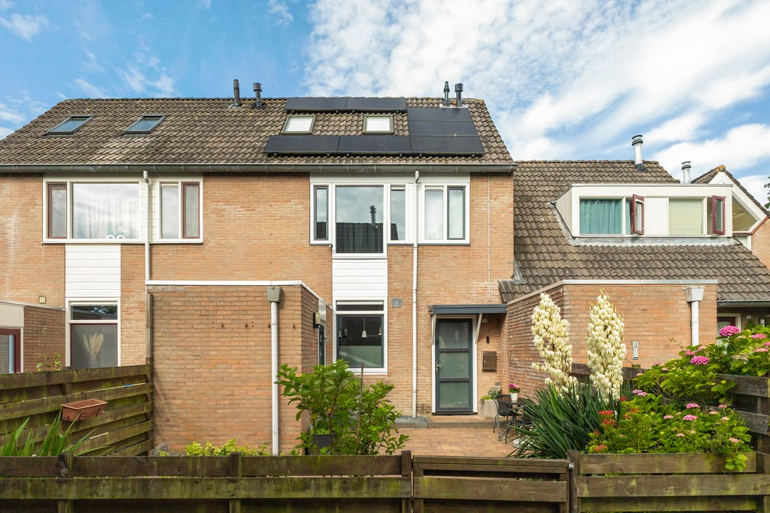 Foto 1 van Albert Schweitzerstraat 100