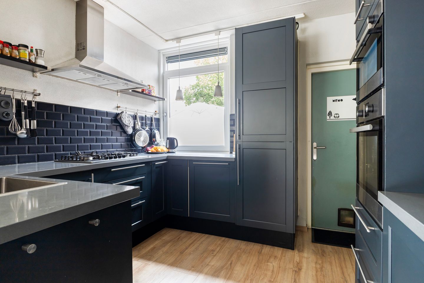 Foto 20 van Albert Schweitzerstraat 100