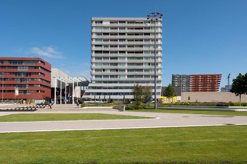 Photo 1 of Forum 75