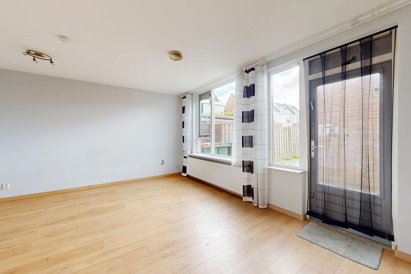 Photo 10 of Merelstraat 42