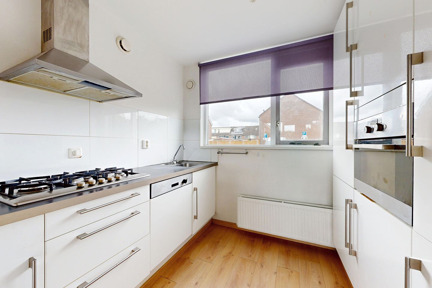 Photo 19 of Merelstraat 42