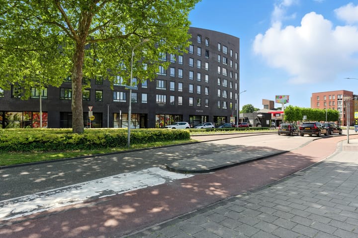 Photo 45 of Van Eesterensingel 126-E