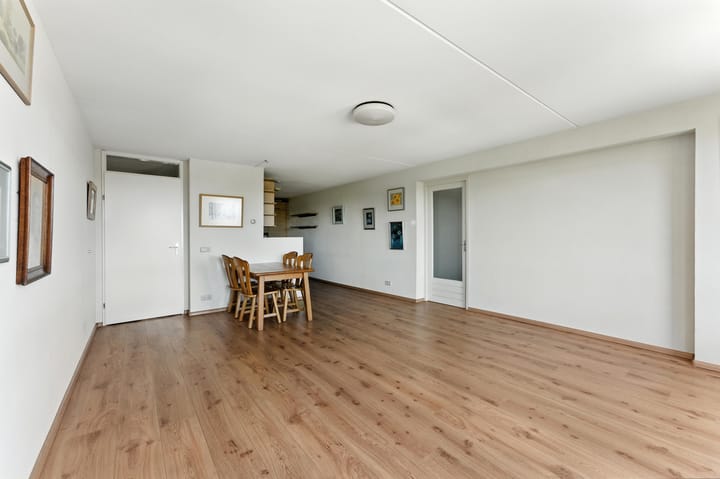 Photo 12 of Van Eesterensingel 126-E