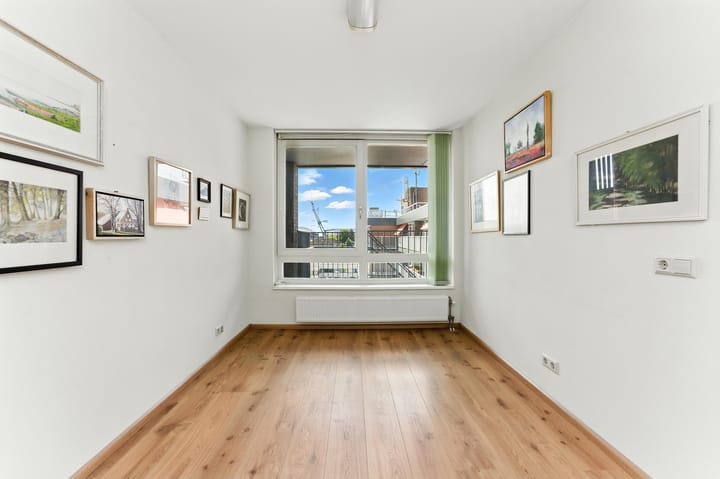 Photo 30 of Van Eesterensingel 126-E