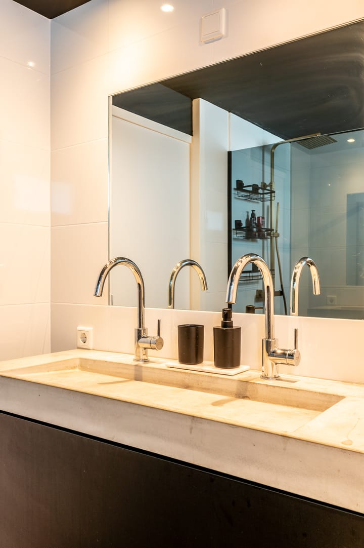 Foto 28 van Botter 42 20