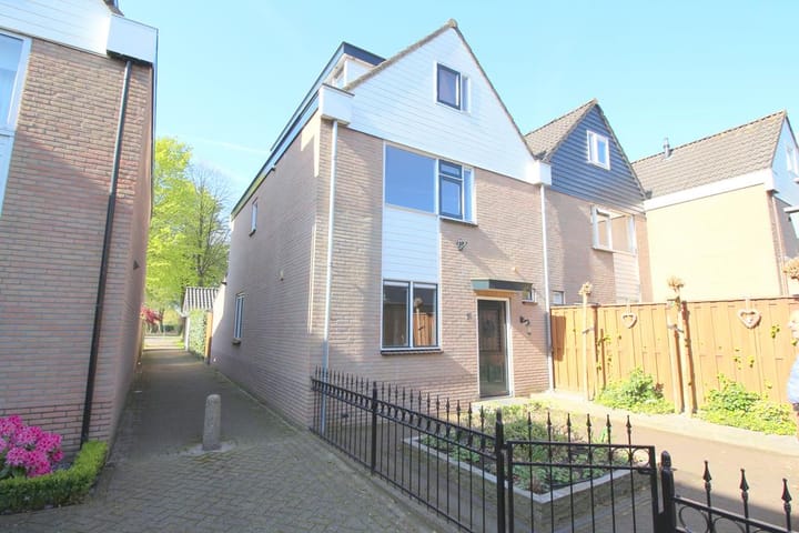 Zwanebloem 15