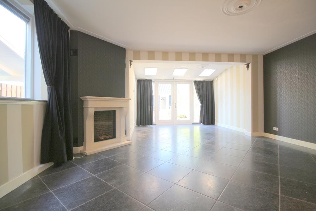 Foto 3 van Zwanebloem 15