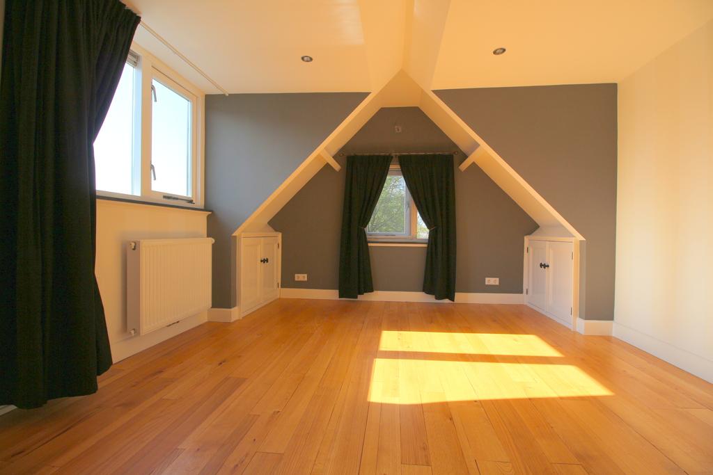 Foto 17 van Zwanebloem 15