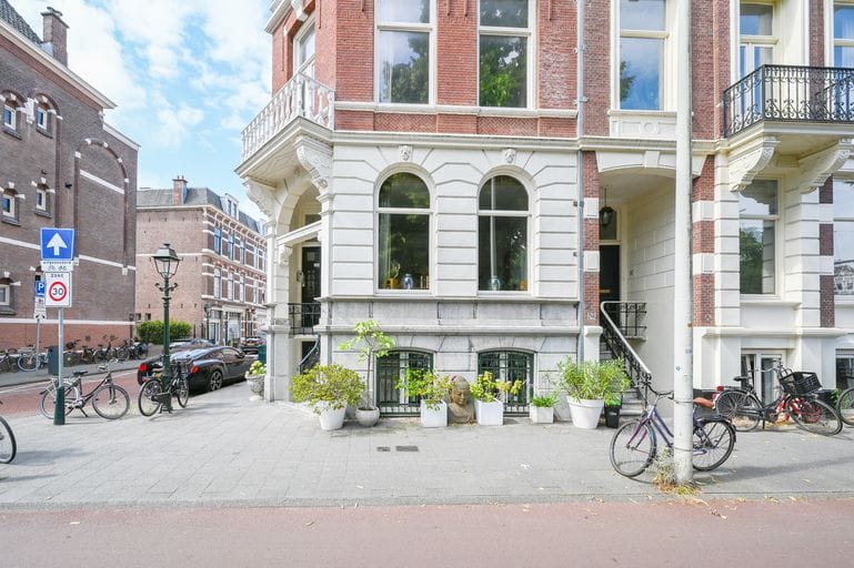 Photo 2 of Koningin Emmakade 185