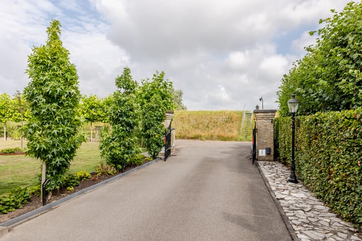 Photo 63 of Oudemolensedijk 2-B