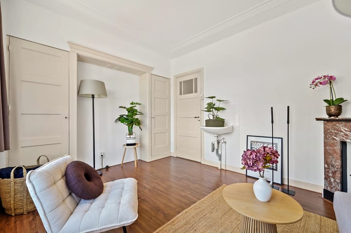 Foto 8 van Van Hallstraat 3