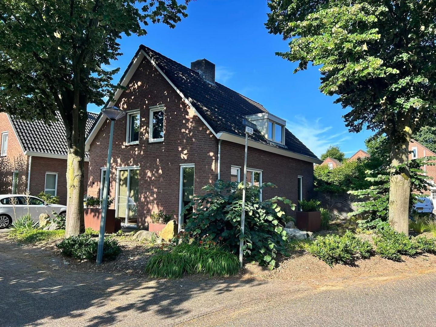 Photo 1 of Lindenlaan 31