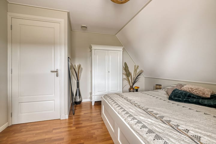 Foto 30 van Van Zeylstraat 4