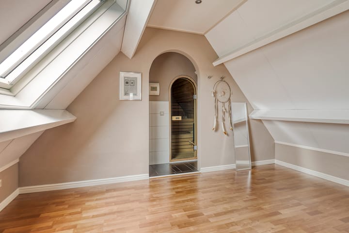 Foto 36 van Van Zeylstraat 4