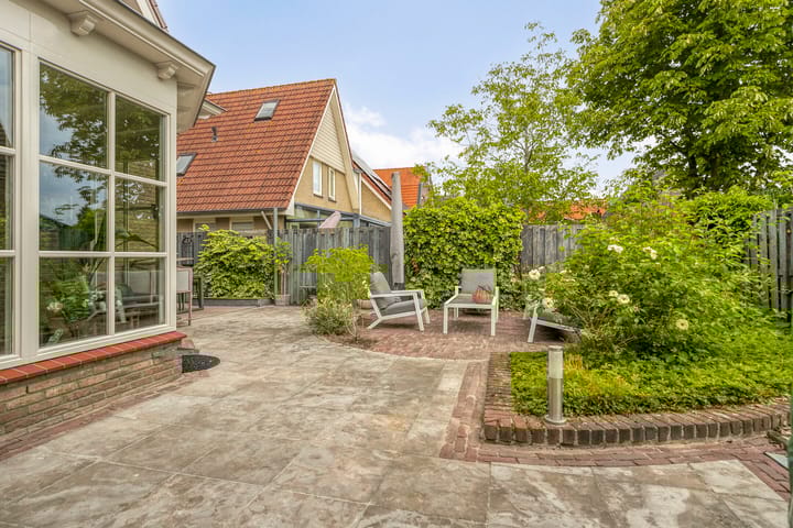 Foto 42 van Van Zeylstraat 4