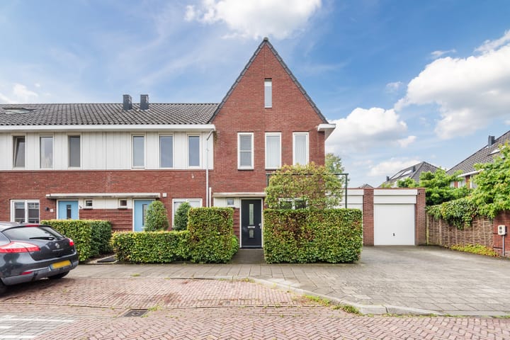 Foto 1 van Dahliastraat 2