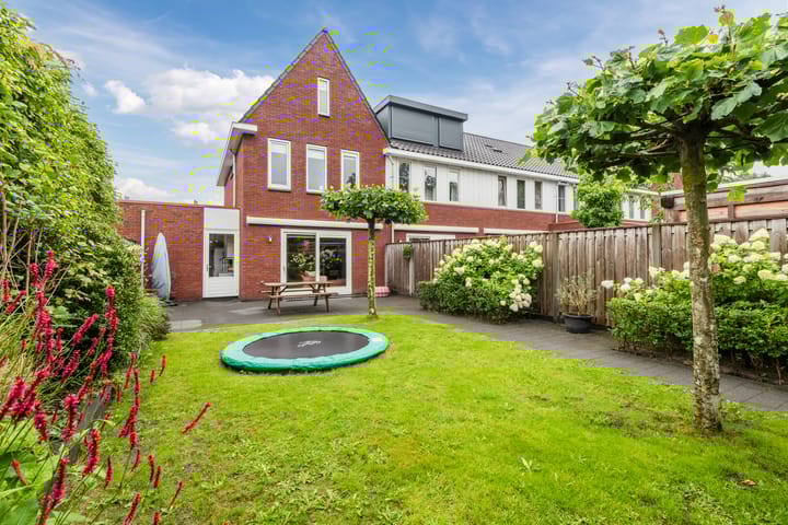 Foto 2 van Dahliastraat 2