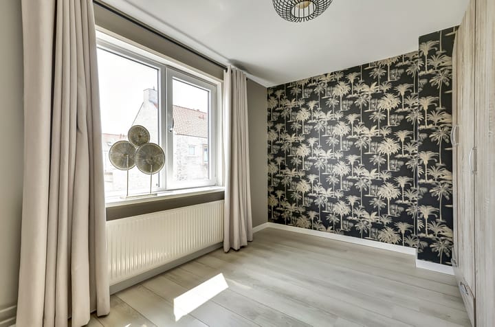 Foto 11 van van Gochstraat 35