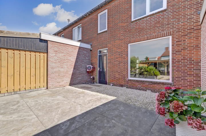 Foto 19 van van Gochstraat 35