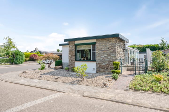 Photo 6 of Moutheuvellaan 18