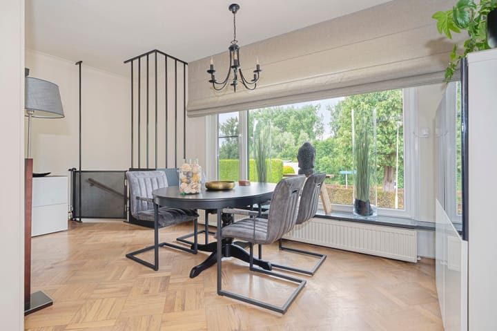 Photo 15 of Moutheuvellaan 18