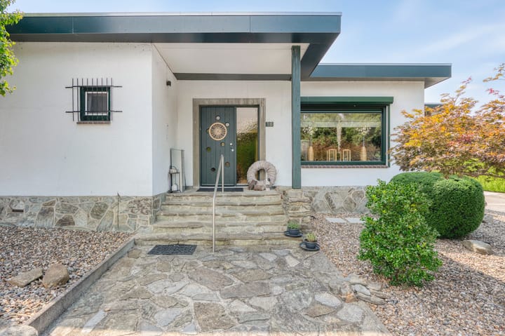 Photo 8 of Moutheuvellaan 18