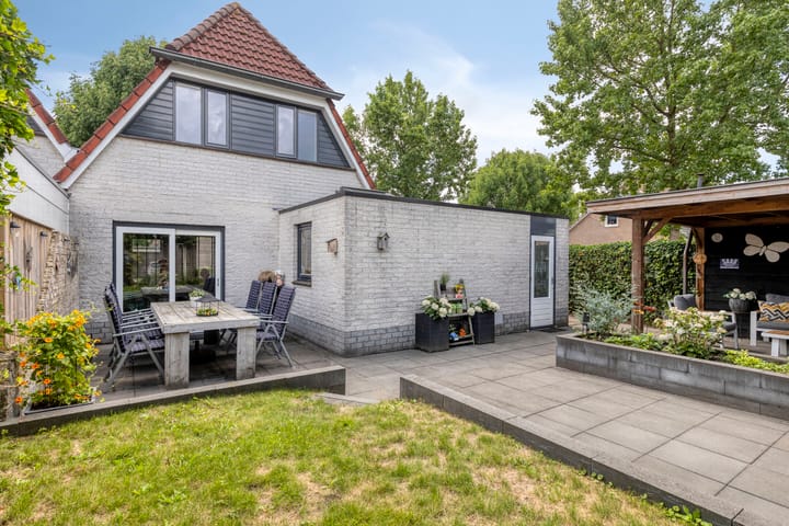 Foto 4 van Weerselosestraat 241